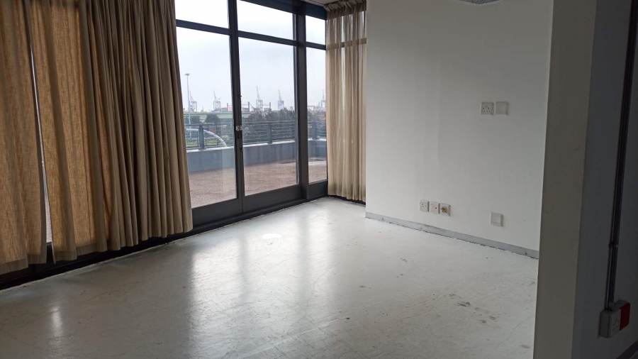 To Let commercial Property for Rent in Woodstock Western Cape